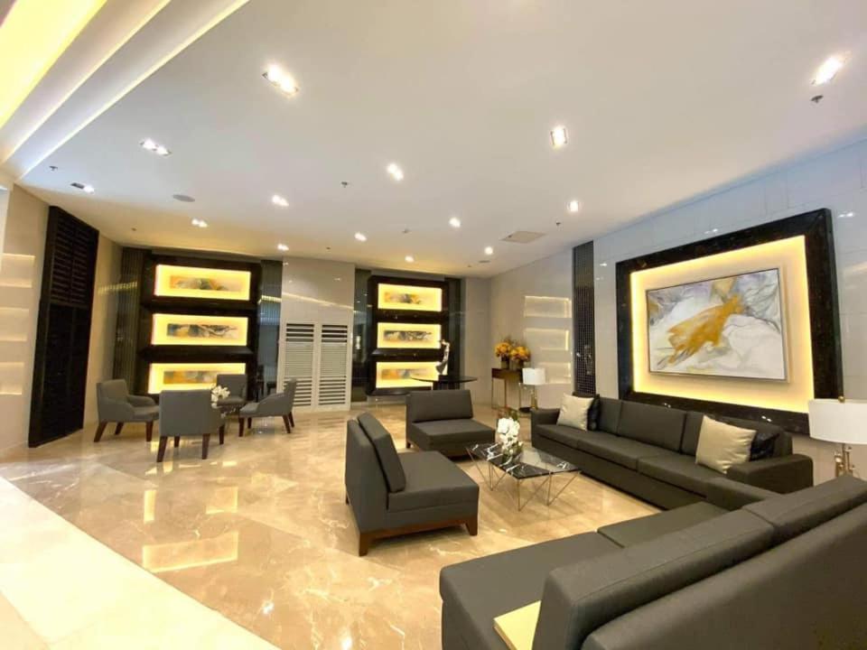 Fame Residences T1 Family Suite 1507 Mandaluyong Esterno foto