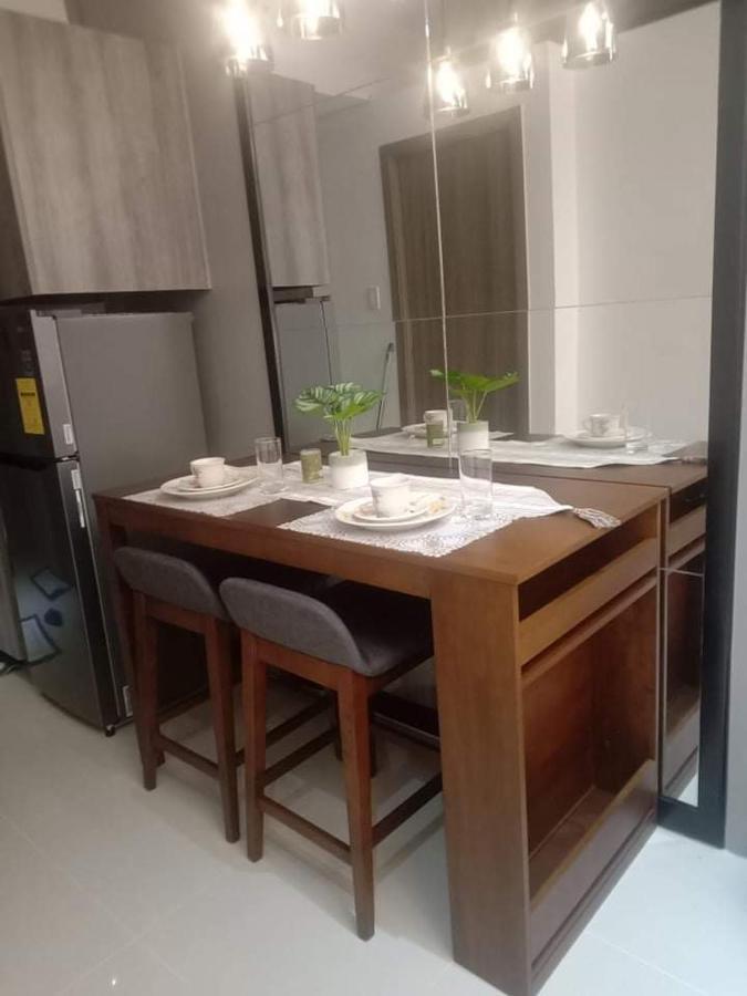 Fame Residences T1 Family Suite 1507 Mandaluyong Esterno foto